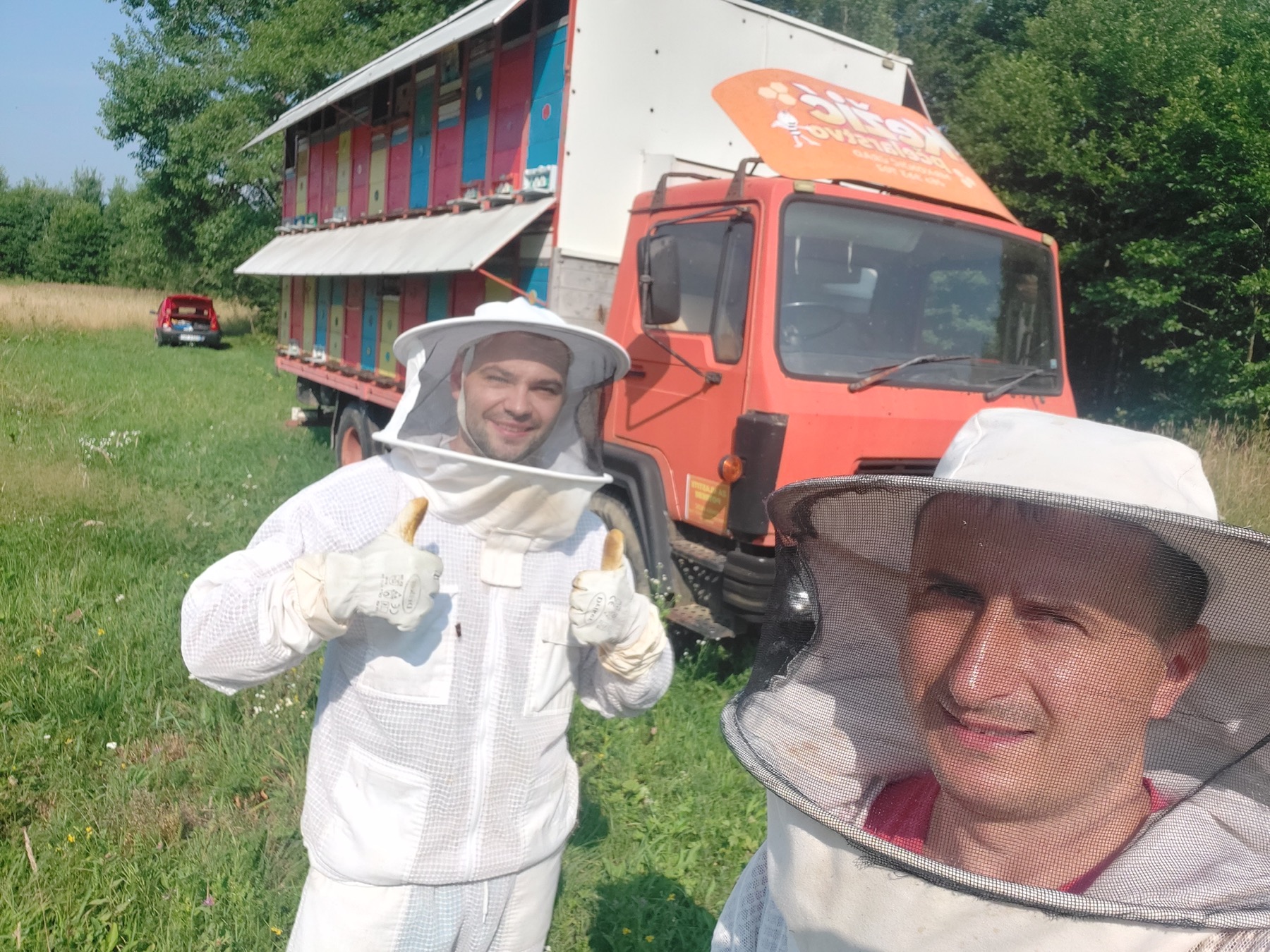 Nemanja and Siniša at the apiary